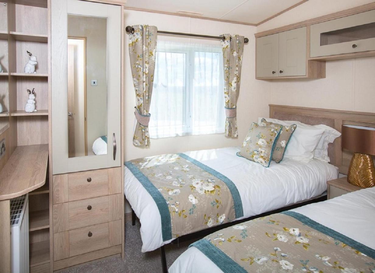 Newperran Holiday Park New Quay Buitenkant foto
