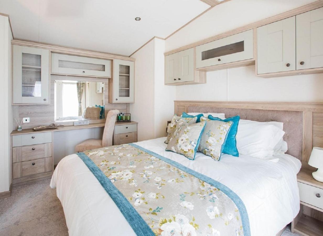 Newperran Holiday Park New Quay Buitenkant foto