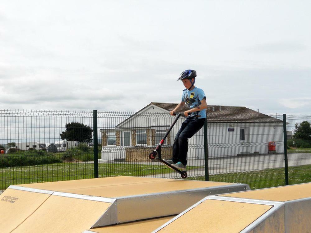 Newperran Holiday Park New Quay Buitenkant foto